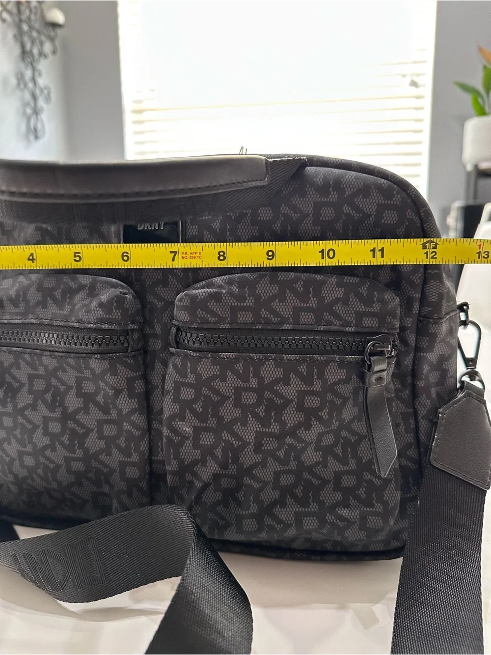 DKNY Damian Satchel Black Grey Monogram Crossbody Bag Utility Tote EUC